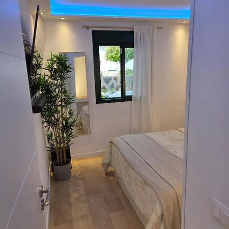 Luxury Alondras E108 * Арона