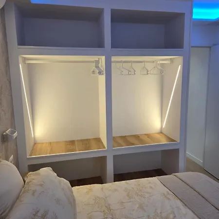 Luxury Alondras E108 شقة